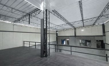 Alquilo grandiosa bodega en Guarne Antioquía