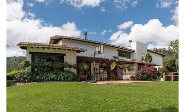 Casa Campestre en parcelación sector la María. El Retiro