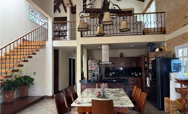 Casa campestre ubicada en el municipio de Rionegro Antioquia.