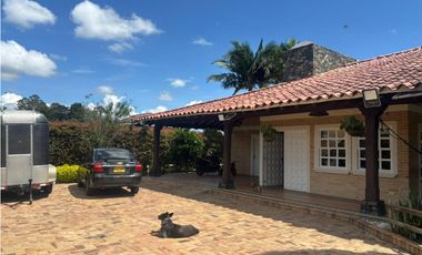 Casa campestre ubicada en el municipio de Rionegro Antioquia.