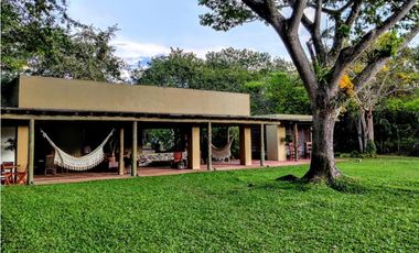 VENTA CASA 500m2 - LOTE 3.600m2  CLUB ANAPOIMA