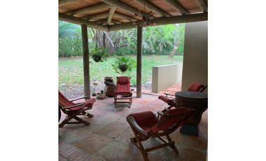 VENTA CASA 500m2 - LOTE 3.600m2  CLUB ANAPOIMA