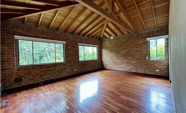 Venta De Finca En Llanograndre Vilachuaga