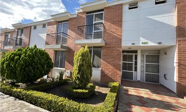 SE VENDE CASA EN CONDOMINIO VILLA CELESTE - FUSAGASUGA