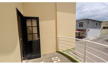 En venta casa 3 habitaciones urbanización Terrazas del Conde