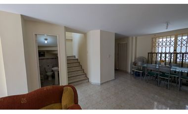 En venta casa 3 habitaciones urbanización Terrazas del Conde