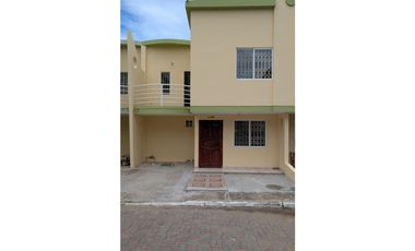 En venta casa 3 habitaciones urbanización Terrazas del Conde