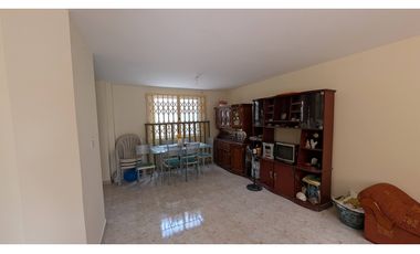 En venta casa 3 habitaciones urbanización Terrazas del Conde