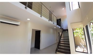 Casa Unifamiliar en Esquina - Nativa, Panamá Pacífico