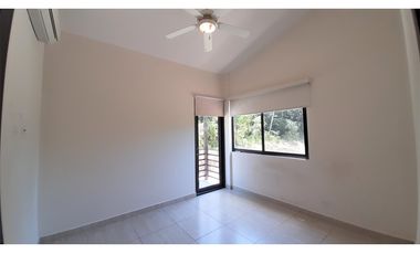 Casa Unifamiliar en Esquina - Nativa, Panamá Pacífico