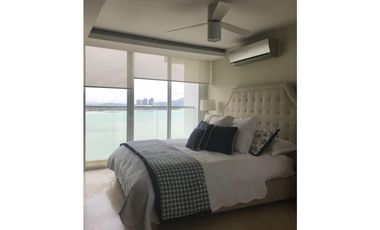 SE VENDE MAGNIFICO PENTHOUSE EN PLAYA CORONADO