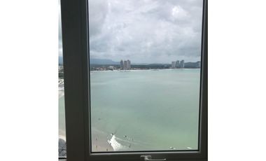 SE VENDE MAGNIFICO PENTHOUSE EN PLAYA CORONADO