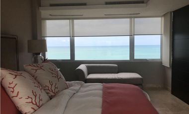 SE VENDE MAGNIFICO PENTHOUSE EN PLAYA CORONADO