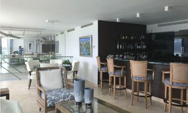 SE VENDE MAGNIFICO PENTHOUSE EN PLAYA CORONADO