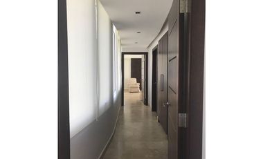 SE VENDE MAGNIFICO PENTHOUSE EN PLAYA CORONADO