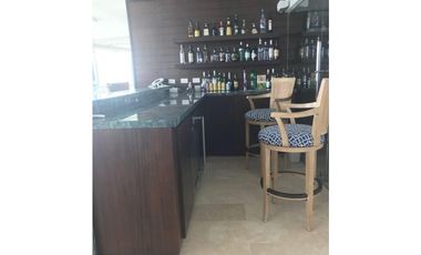 SE VENDE MAGNIFICO PENTHOUSE EN PLAYA CORONADO