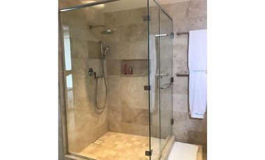 SE VENDE MAGNIFICO PENTHOUSE EN PLAYA CORONADO