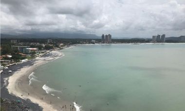 SE VENDE MAGNIFICO PENTHOUSE EN PLAYA CORONADO