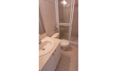 Se Alquila Apt en Punta Pacifica