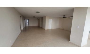 Se Alquila Apt en Punta Pacifica