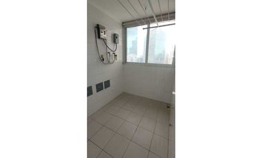 Se Alquila Apt en Punta Pacifica