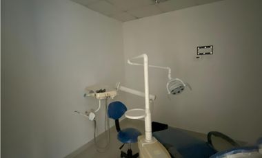 CONDADO DEL REY / LOCAL COMERCIAL / CENTENNIAL / 149M / PLANTA BAJA /J