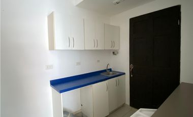 CONDADO DEL REY / LOCAL COMERCIAL / CENTENNIAL / 149M / PLANTA BAJA /J