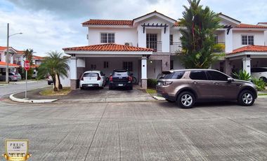 En alquiler Casa amoblada en Versalles - PH Quintas de Versalles