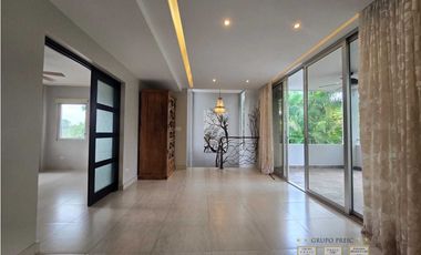 Venta de casa en Clayton - Calle Carrol - Ancon - D.D