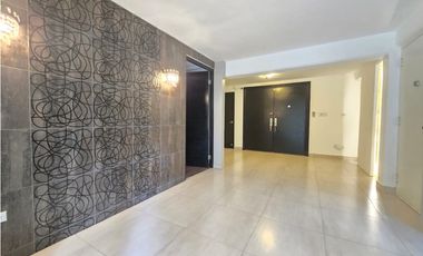 Venta de casa en Clayton - Calle Carrol - Ancon - D.D