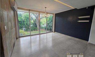 Venta de casa en Clayton - Calle Carrol - Ancon - D.D