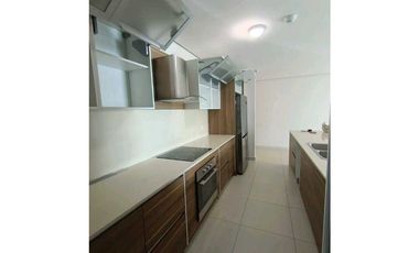 Alquiler de Apartamento en Park Side Costa del Este, Cod-J291