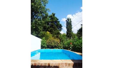 IMPORTANTE Y HERMOSA CASA CLSICA EN BENAVIDEZ