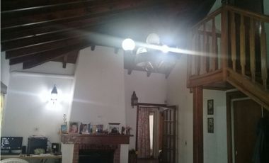 IMPORTANTE Y HERMOSA CASA CLSICA EN BENAVIDEZ