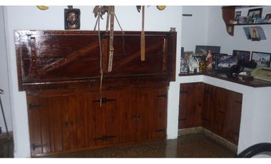 IMPORTANTE Y HERMOSA CASA CLSICA EN BENAVIDEZ