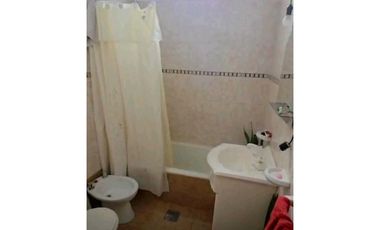 Oportunidad única casa en venta con excelente ubicación y potencial