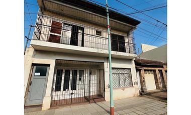 Cuatro ambientes con cochera. Mar del Plata