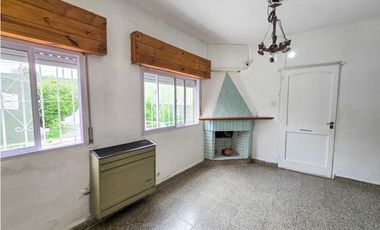 Casa 3 amb. + Depto. 2 amb. Ap. Crédito- Nápoles y Int. Rufino Inda