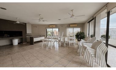 Venta piso exclusivo con cochera doble APTO FINANCIACION, ZONA PARQUE