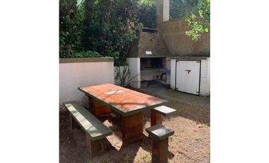 Venta. 2 ambientes Dpto. a 200 mts. del mar.