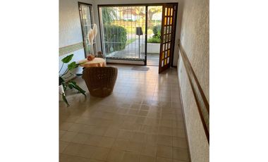 Venta. 2 ambientes Dpto. a 200 mts. del mar.