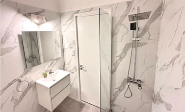 2 AMBIENTES PLAZA COLÓN CON BALCÓN FRANCÉS TUCUMN 2600