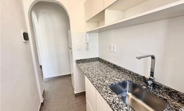 2 AMBIENTES PLAZA COLÓN CON BALCÓN FRANCÉS TUCUMN 2600