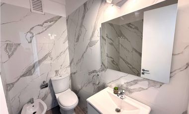 2 AMBIENTES PLAZA COLÓN CON BALCÓN FRANCÉS TUCUMN 2600