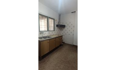 CASA CÉNTRICA EN ALQUILER DESPEÑADEROS