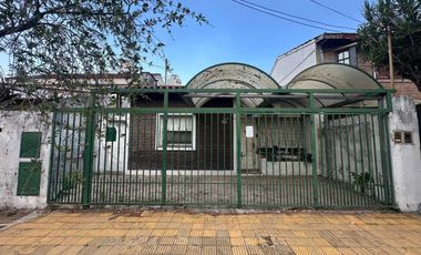 VENTA  PH 4 AMB + depto 2amb en San Martín