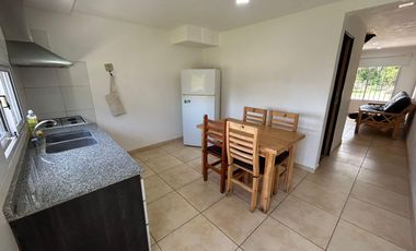 Dúplex en alquiler c/ cochera en Alfar