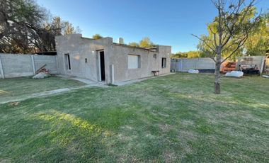 Casa en venta c/ cochera en Saldungaray