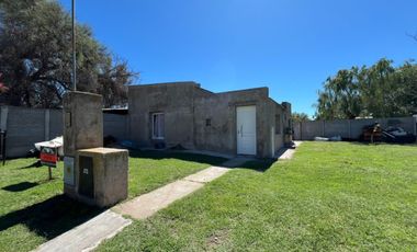 Casa en venta c/ cochera en Saldungaray