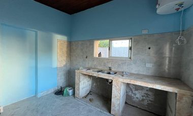 Casa en venta c/ cochera en Saldungaray